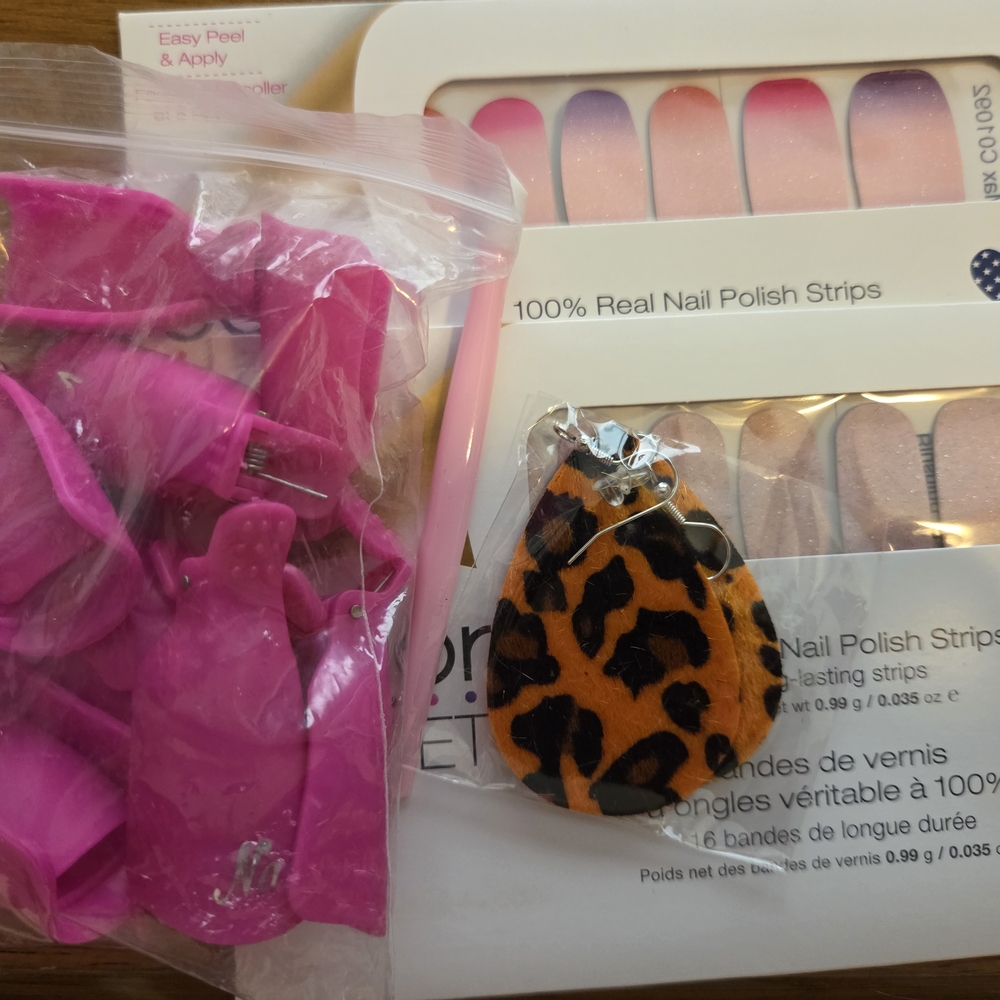 Color Street Nail Polish Strips - Pink and Leopard Accents